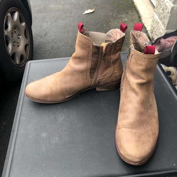 Steve Madden Women’s Bea Biscotti, Waterproof Chelsea Boots, Size EU39/8.5US - Picture 10 of 14